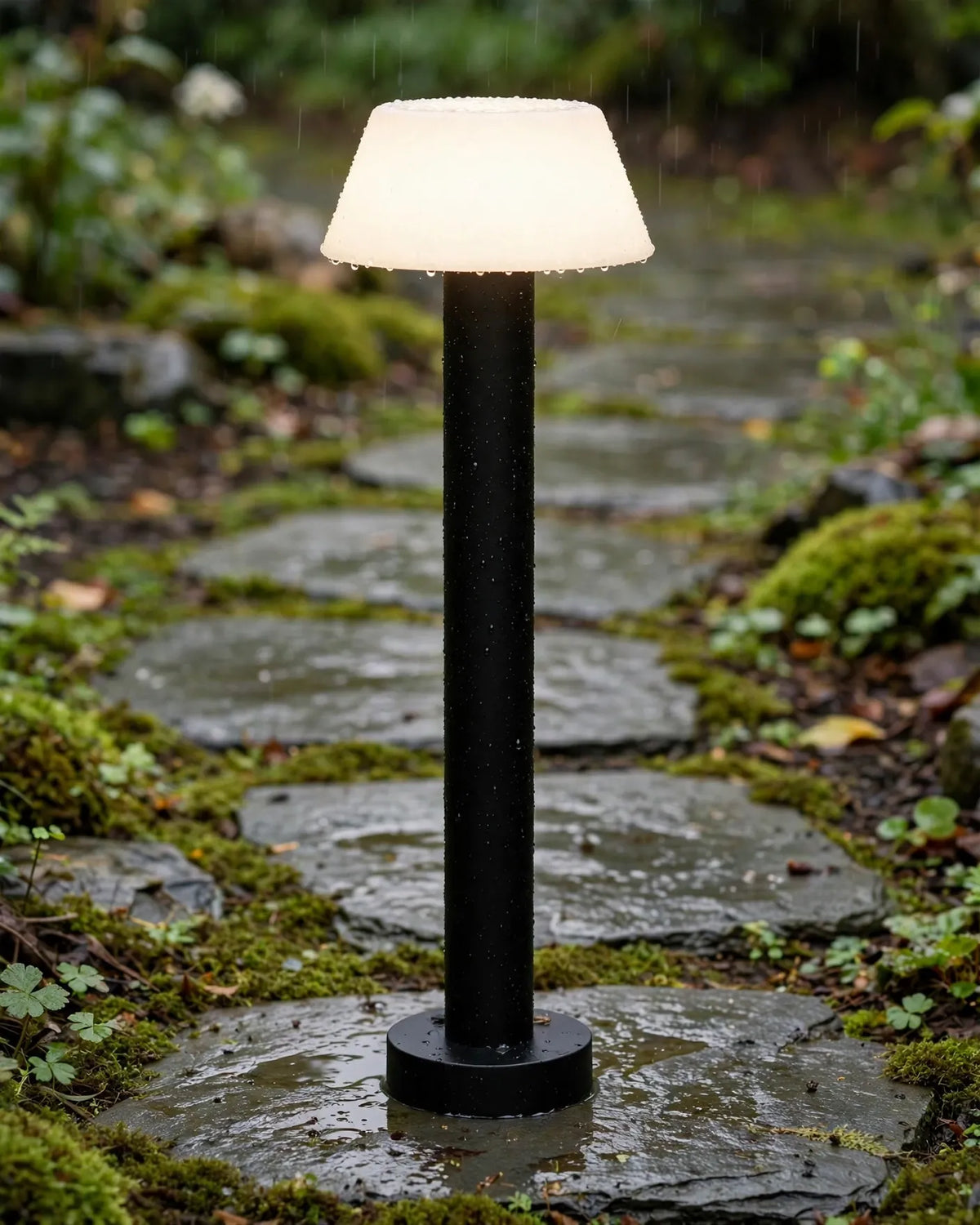 (TLD) Tall Outdoor Mushroom Pathway Light