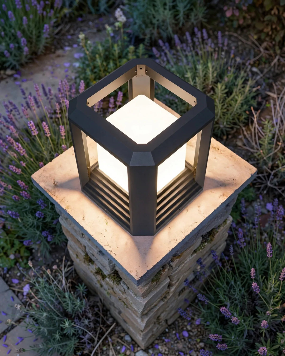 (TLD) Modern Pillar Top Gate Light (Waterproof for Boundary Wall & Main Gate )